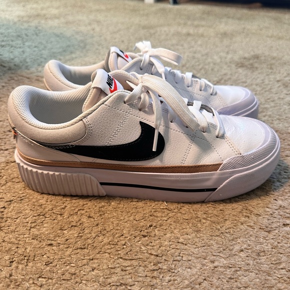 Nike Court Legacy Lift Sneaker Size 8.5 - Picture 1 of 6